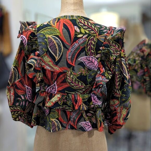Floral Ruffle Blouse - Picture 7 of 8